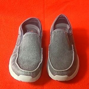 Mens 10.5 skechers, grey memory foam relaxed fit slip on